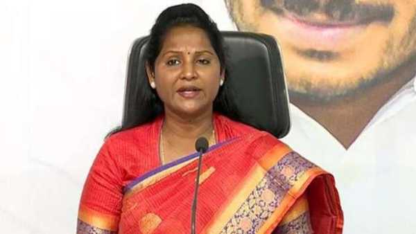 రోడ్లపై వినతి పత్రాలా ? ఫైర్ అయిన ఎమ్మెల్యే