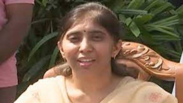 సుబ్బారాయుడిపై సునీత ఫిర్యాదు సుబ్బారాయుడిపై సునీత ఫిర్యాదు