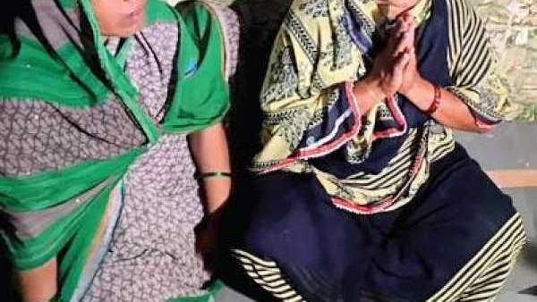 ఒకే ఇంట్లో అత్తా కోడలు