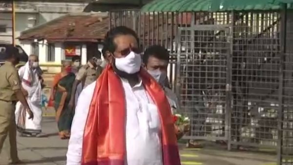 సీంఎంతో ఎవరైనా చాలెంజ్ చేస్తారా ? 