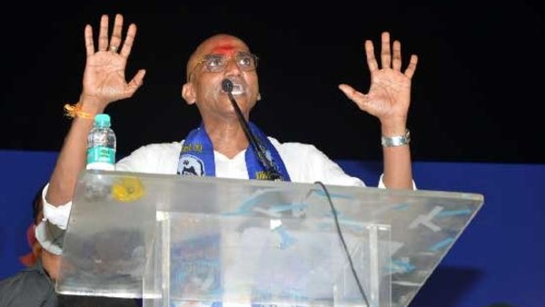 బీఎస్పీ తీర్థం పుచ్చుకున్న ఆర్ఎస్ ప్రవీణ్ కుమార్