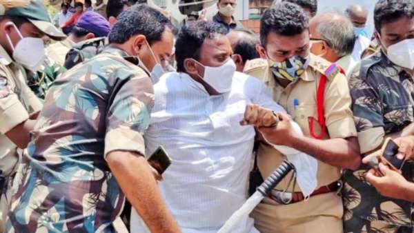 సుప్రీం తీర్పుతో పెరుగుతున్న స్వరాలు సుప్రీం తీర్పుతో పెరుగుతున్న స్వరాలు