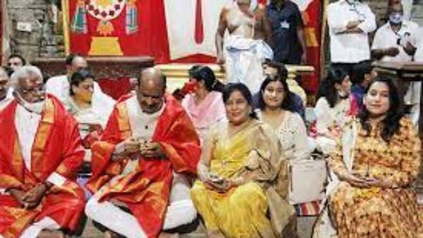 శ్రీ పద్మావతి అమ్మవారిని దర్శించుకున్న లోక్ సభ స్పీకర్ ఓం బిర్లా శ్రీ పద్మావతి అమ్మవారిని దర్శించుకున్న లోక్ సభ స్పీకర్ ఓం బిర్లా