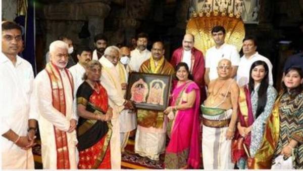 శ్రీ కళ్యాణ వేంకటేశ్వరుని దర్శించుకున్న లోక్ సభ స్పీకర్ శ్రీ ఓం బిర్లా శ్రీ కళ్యాణ వేంకటేశ్వరుని దర్శించుకున్న లోక్ సభ స్పీకర్ శ్రీ ఓం బిర్లా