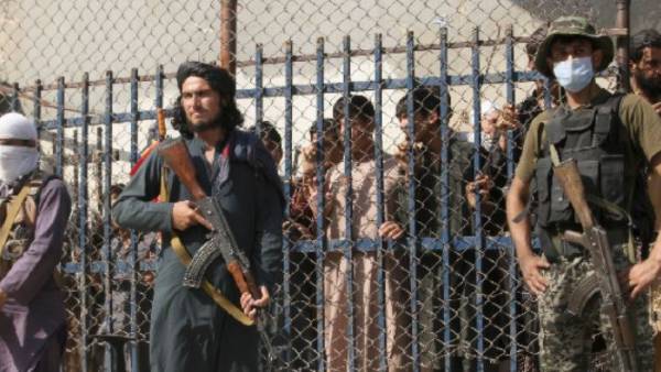 మరో దాడి జరిగే ఛాన్స్..? మరో దాడి జరిగే ఛాన్స్..?