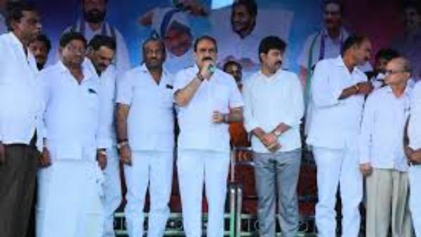 రేవంత్ రెడ్డికి చంద్రబాబు ఏం చెబితే అదే.. రేవంత్ రెడ్డికి చంద్రబాబు ఏం చెబితే అదే..