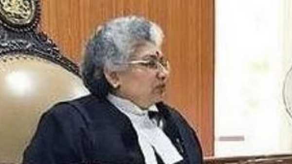 సీనియర్ అడ్వొకేట్ నరసింహ బార్ కోసం.. సీనియర్ అడ్వొకేట్ నరసింహ బార్ కోసం..