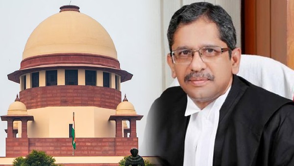 నిఘాపై కేంద్రానికి నోటీసులు