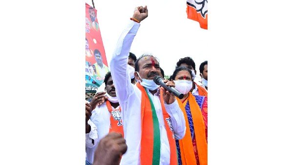 నీ దగ్గర ఎన్ని వేల కోట్లున్నాయ్ కేసీఆర్..