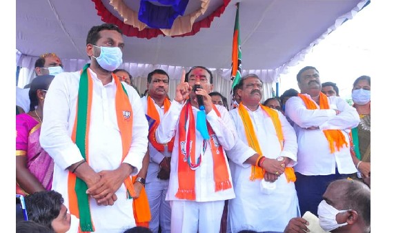 హుజూరాబాద్‌లో ఏం జరుగుతుందో ఈసీ గమనిస్తోంది..