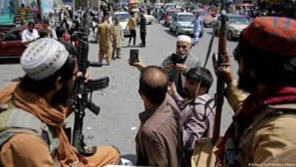 యూఎస్ నాటో దళాలతో పని చేసిన వ్యక్తులను టార్గెట్ చేస్తూ ఇంటింటి శోధన యూఎస్ నాటో దళాలతో పని చేసిన వ్యక్తులను టార్గెట్ చేస్తూ ఇంటింటి శోధన