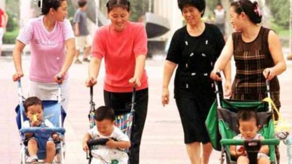 ముగ్గురు సంతానికి చైనా గ్నీన్ సిగ్నల్