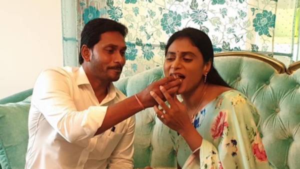 ప్రతీ ఏటా జగన్ - షర్మిల స్పెషల్ అట్రాక్షన్.. ప్రతీ ఏటా జగన్ - షర్మిల స్పెషల్ అట్రాక్షన్..