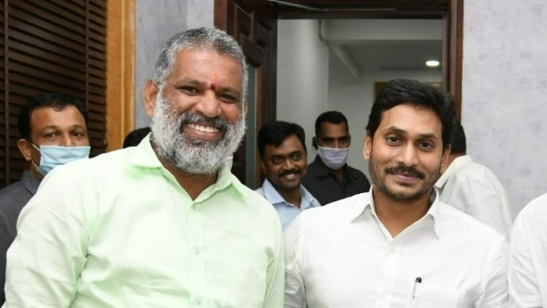 చెవిరెడ్డికి ప్రాధాన్యత వెనుక.. చెవిరెడ్డికి ప్రాధాన్యత వెనుక..