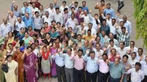 సొంత జిల్లాల్లో పోస్టింగ్ ఛాన్స్