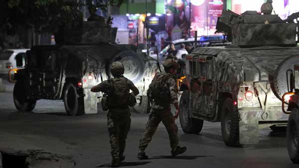 విదేశీయుల ఖాళీ వేగవంతం..