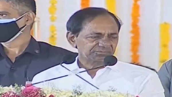 త్వరలో ఆ ఇళ్లకు పట్టాలు...