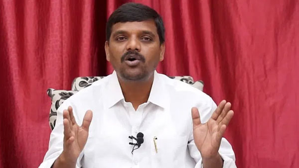 కుట్ర అంటున్న మల్లన్న... కుట్ర అంటున్న మల్లన్న...