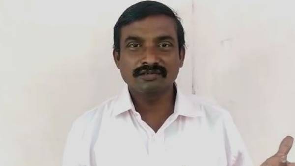  కర్మాగారం ముందు బైఠాయించి ఆందోళన చేసిన గ్రామస్తులు