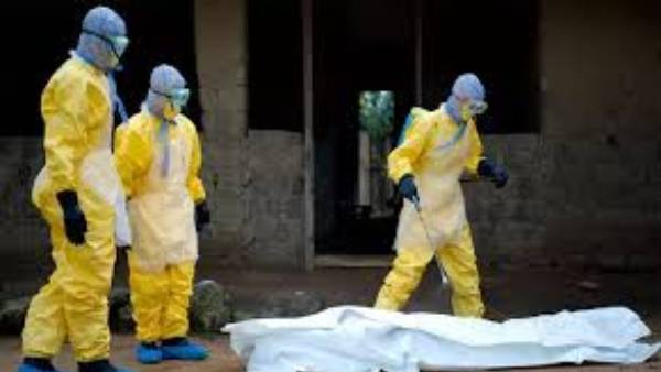 మార్ బర్గ్ వైరస్ బాధితుడికి ముగ్గురు కుటుంబ సభ్యులతో సహా దాదాపు 150 కాంటాక్ట్స్