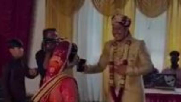  మరో డ్యాన్స్