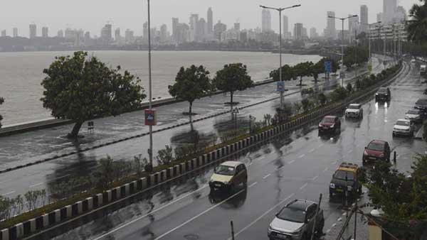 పెరుగుతున్న సముద్ర మట్టాలు