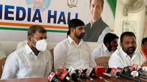 కాంగ్రెస్ కు రాజీనామా- టీఆర్ఎస్ లో చేరిక..