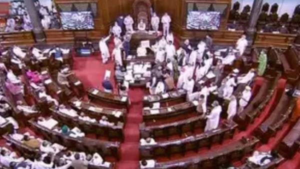 నేరం రుజువైతే అనర్హత వేటు.. నేరం రుజువైతే అనర్హత వేటు..