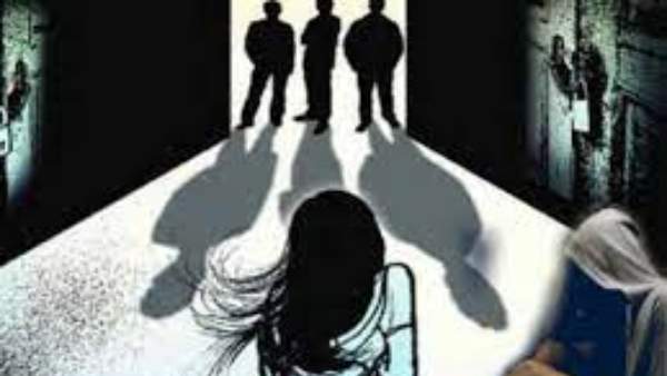 మరో ఇద్దరు ఆటో డ్రైవర్లు గ్యాంగ్ రేప్ మరో ఇద్దరు ఆటో డ్రైవర్లు గ్యాంగ్ రేప్