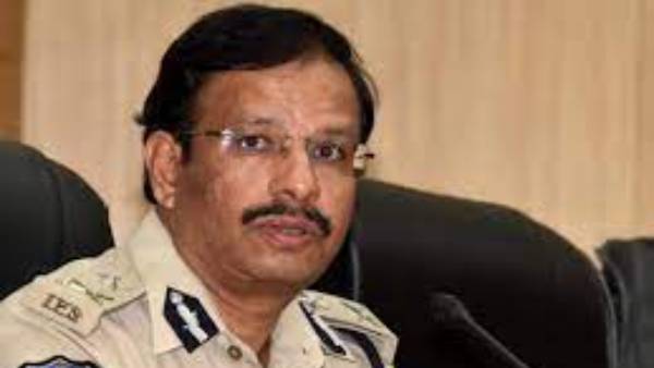 సజ్జనార్ ఆర్టీసీకి బదిలీ ... దిశా నిందితుల ఎన్కౌంటర్ విచారణ సమయంలో బదిలీ సజ్జనార్ ఆర్టీసీకి బదిలీ ... దిశా నిందితుల ఎన్కౌంటర్ విచారణ సమయంలో బదిలీ