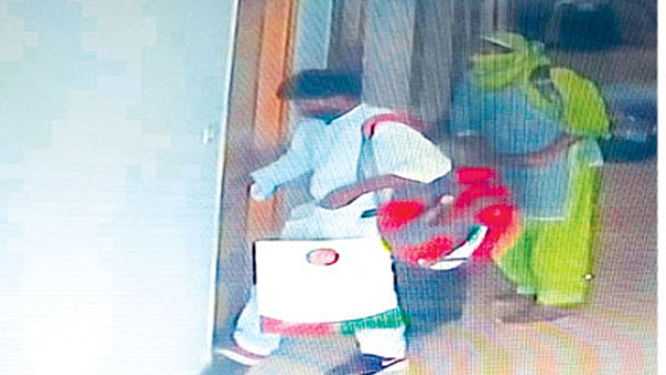 స్వరపేటిక తెగే వరకు..?