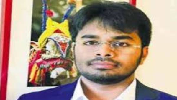 మెడికల్ సీటు ఇప్పిస్తానని మోసం..