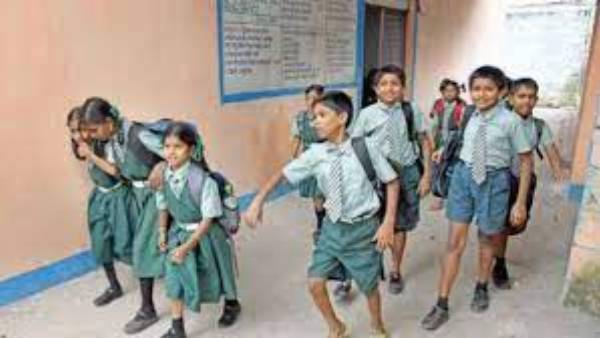  టైమింగ్స్ పెంపుపై విమర్శల వెల్లువ