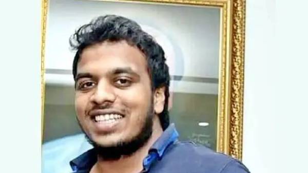 పరిటాల సునీత చిన్న కొడుకు బ్యాగ్ లో బుల్లెట్ .. ఎయిర్పోర్ట్ పోలీసుల కేసు నమోదు