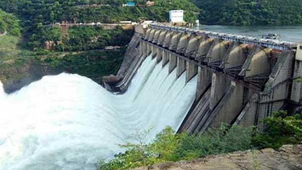 ప్రతి ఏడు దాదాపు 2 టీఎంసీల నీటి నిల్వ స్థాయిని కోల్పోతున్న డ్యాం 