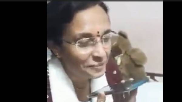  మీరు చాలా హ్యాండ్సమ్ గా... అందంగా ఉన్నారు సార్