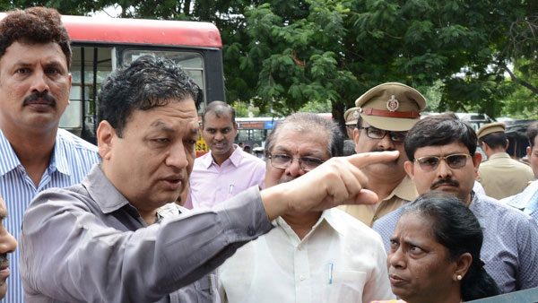 ఆందోళనలు..