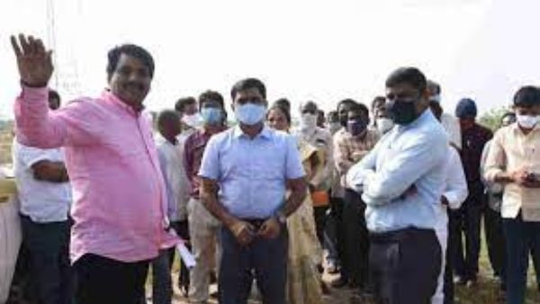 జగన్ కు గుడి కడుతున్న తొలి ఎమ్మెల్యే జగన్ కు గుడి కడుతున్న తొలి ఎమ్మెల్యే