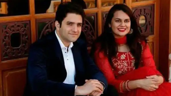 A family court in Jaipur has granted divorce to IAS Topper Couple Tina Dabi And Athar Aamir Khan A family court in Jaipur has granted divorce to IAS Topper Couple Tina Dabi And Athar Aamir Khan