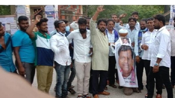 ఆ భయాందోళనతోనే ప్రవీణ్ బయటకొచ్చాడు : గాదరి కిశోర్ 