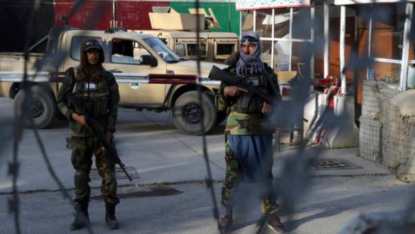 అఫ్గానిస్తాన్ సైనికులకు అమెరికా ఏం శిక్షణ ఇచ్చిందో ? అఫ్గానిస్తాన్ సైనికులకు అమెరికా ఏం శిక్షణ ఇచ్చిందో ?