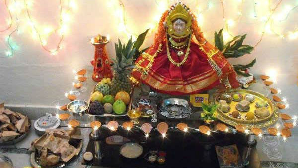 ప్రజాప్రతినిధులా మజాకా ... ప్రచారం కోసం హడావిడి ప్రజాప్రతినిధులా మజాకా ... ప్రచారం కోసం హడావిడి