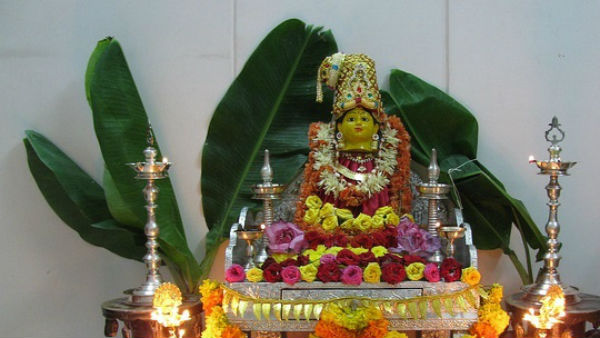 వరలక్ష్మీ అమ్మవారి పూజా విధానం వరలక్ష్మీ అమ్మవారి పూజా విధానం