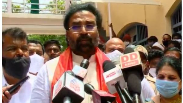 మంత్రి పదవులతో బేజారు