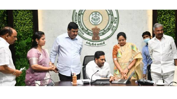 సంక్షేమ పథకాన్ని తలపించేలా సంక్షేమ పథకాన్ని తలపించేలా