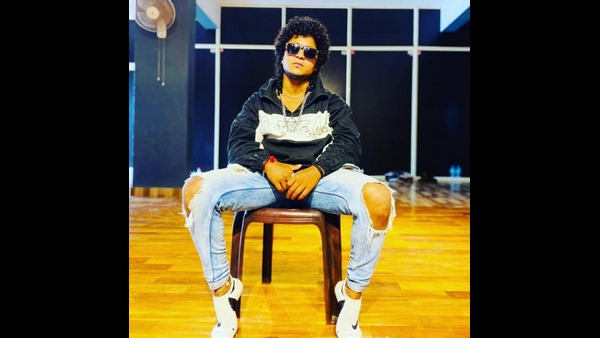 రాజకీయ నాయకుల ఒత్తిడి ?