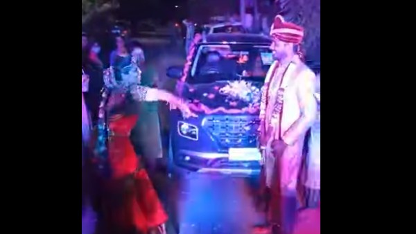 ముద్దుగా పెరిగా..