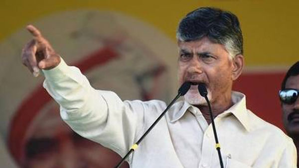 అంతర్గత పోరు పీక్స్ కు చేరిన చోట అధికారం కూడా లేని చంద్రబాబు మాట వినేవారెవ్వరు ?