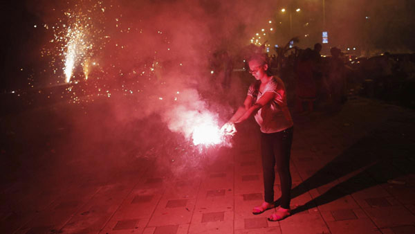 ఇప్పటికే కేంద్రం పంటలు తగలబెట్టకుండా నాశనం చేసేలా యంత్రాలకు సబ్సిడీ ఇప్పటికే కేంద్రం పంటలు తగలబెట్టకుండా నాశనం చేసేలా యంత్రాలకు సబ్సిడీ
