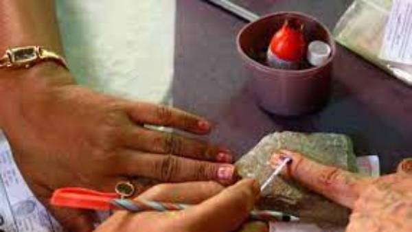  హుజూరాబాద్ రాజకీయ వర్గాలకు షాక్ .. ఉప ఎన్నికకు బ్రేక్ 